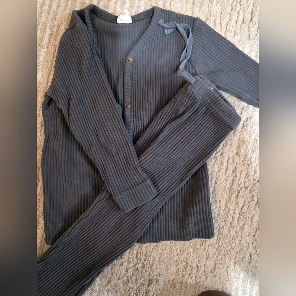 Ribbed Gray Cardigan Sweater